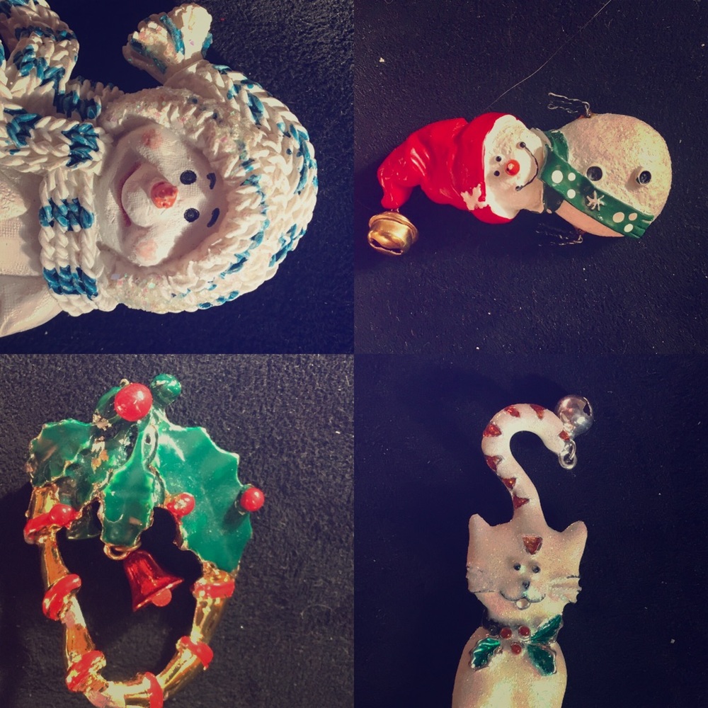 Christmas snowman blue scarf & hat brochure